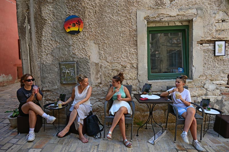 Chatting with a smoothy