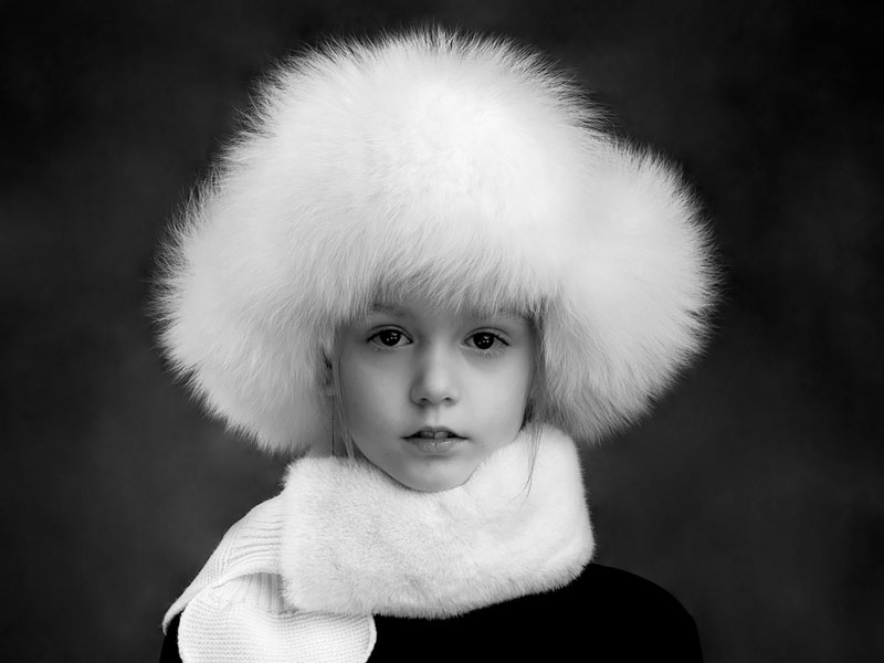 Kassandra with white fur hat