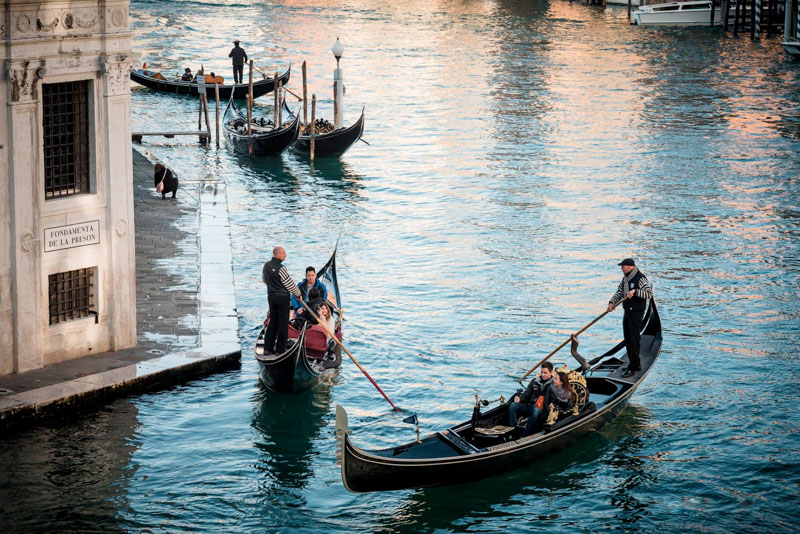 Gondoliers