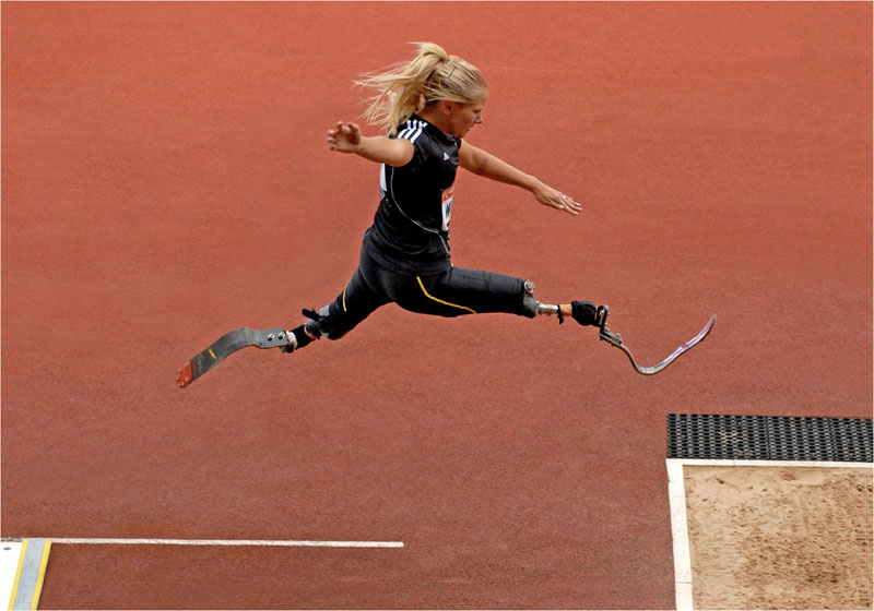 Vanessa low stretching out